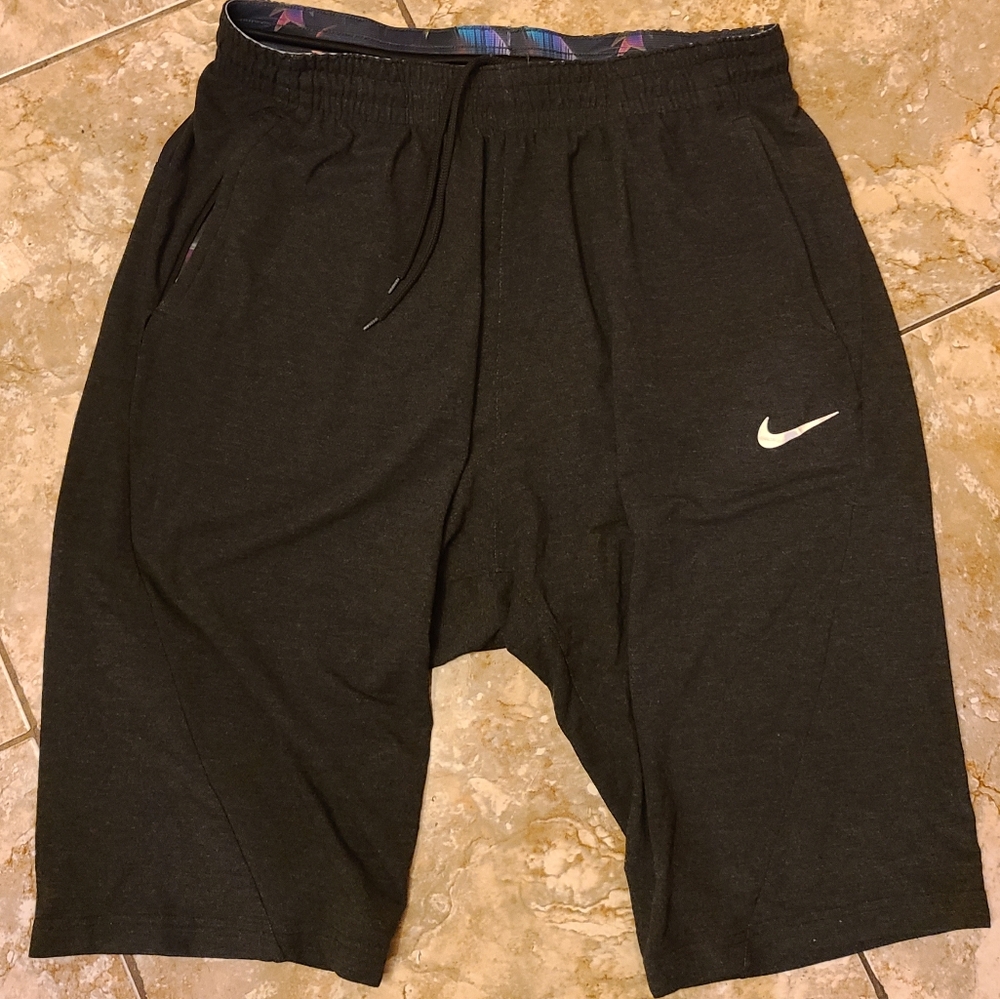 Nike Dri-Fit ¾ shorts